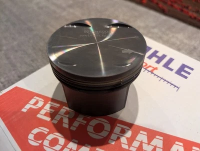 Juego de pistones forjados Evo X Mahle Powerpak 4B11T 86,50 mm - Overbore 0,5 mm Mitsubishi Foto 1 de 4