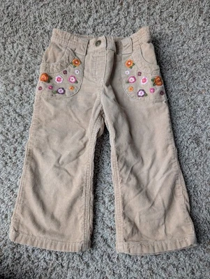 Pantalones Gymboree 18-24 Otoño Bosque Beige Pana Bordados Flores Foto 1 de 4