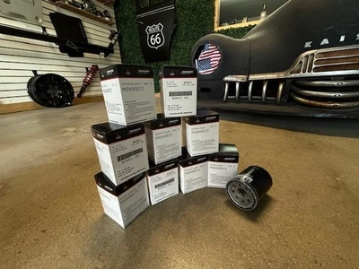 (9) NEW OEM Genuine Mitsubishi OEM Engine Oil Filter MZ690072 - Image 1 of 4