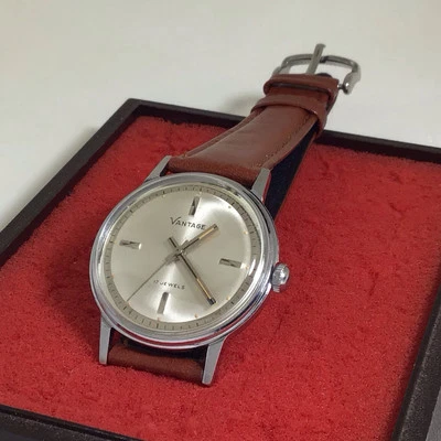 VANTAGE de HAMILTON, CAL. Standard Time 177, 17J cuerda manual, aprox. Años 60, funcionando. Foto 1 de 4