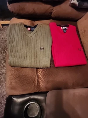 2 - Chaps Cárdigan Ralph Lauren Suéteres Para Hombre Talla M, Verde y Rojo, Tejido Abuelo  Foto 1 de 4
