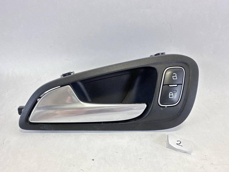 Manija de puerta interior delantera izquierda del lado del conductor Ford Focus 2012-2018 con cerradura OEM Foto 1 de 4