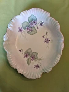 Art Nouveau Limoges-Style Scalloped Dish With Violets - Picture 1 of 3