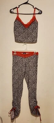 Conjunto de pijama guepardo con ribete de encaje rojo coqueta para mujer talla: OS Foto 1 de 4
