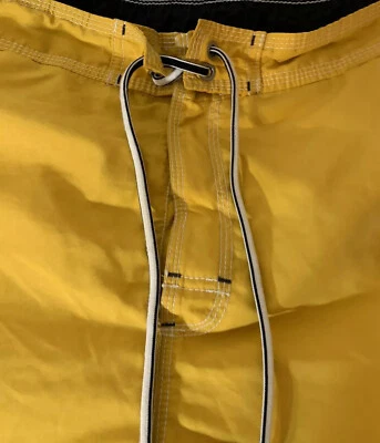 Timberland Para Hombres Talla 2XL Tabla Frontal Plana Corta Bolsillos Amarillos Playa Gimnasio Foto 1 de 4