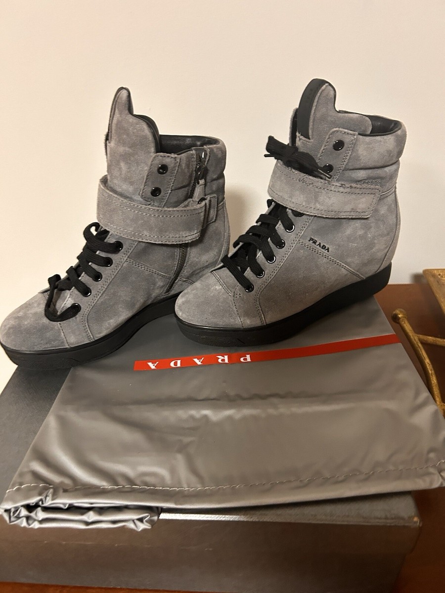 PRADA プラダ　シルバー スニーカー 37 Prada Silver Sneakers | eBay