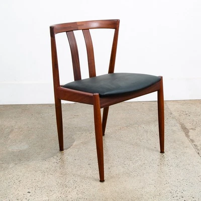 Silla de comedor moderna danesa de mediados de siglo Dux Fohlke Ohlsson respaldo redondo de teca negra Foto 1 de 4