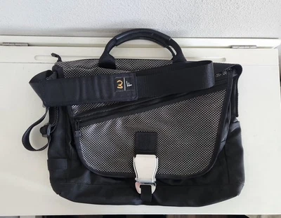 Waterfield Designs of San Francisco Original 17” Messenger Bag - Image 1 of 4