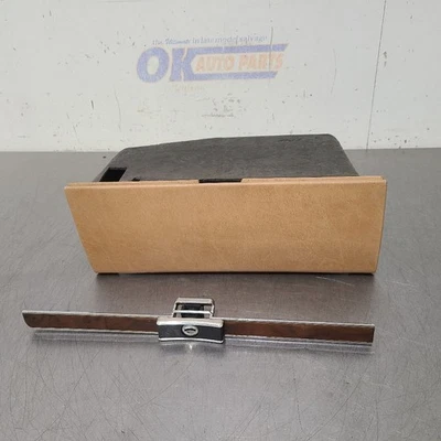 88 1988 MERCEDES-BENZ 560SL 107 TIPO 3 PIEZAS INTERIOR JUEGO DE GUANTERAS  Foto 1 de 4