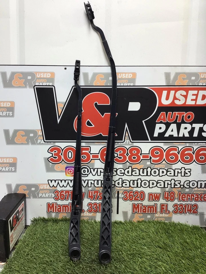 ✅ Juego de brazos limpiaparabrisas delanteros KIA FORTE 2017 Pn: 98310-A7000/98320-A7500 OEM Foto 1 de 4