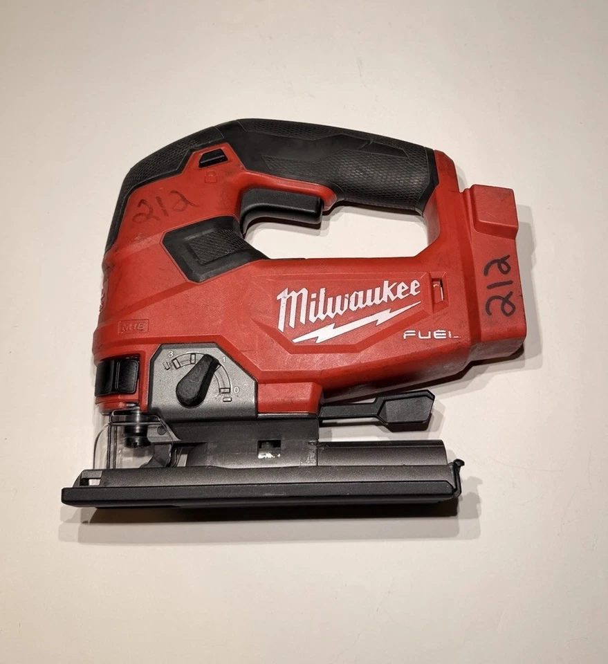 Milwaukee | 18V | D-Handle Jig Saw | 2737-20 | Tool Only | Free Shipping - Image 1 of 4