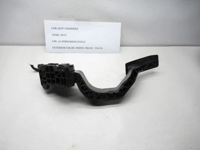 2014-2023 Jeep Cherokee Gas Accelerator Throttle Pedal Sensor 04581652AD OEM - Imagem 1 de 4