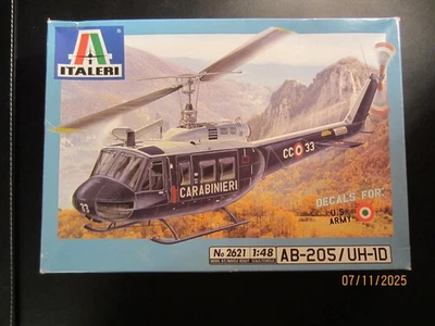 1/48 Italeri Ab 205 Carabinieri - Immagine 1 di 2