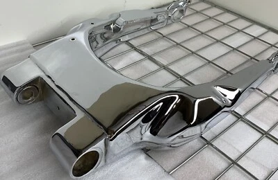 BRAZO BASCULANTE CROMADO PERSONALIZADO HARLEY DAVIDSON 2009-2022 TOURING 47549-09 INTERCAMBIO Foto 1 de 4