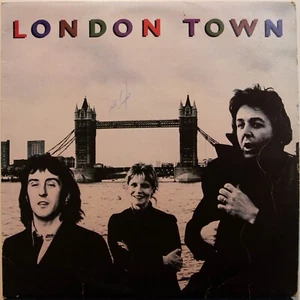 WINGS - LONDON TOWN - Vinyl LP - MPL - 1978 - VG - FREE POSTAGE (1534) - Picture 1 of 5