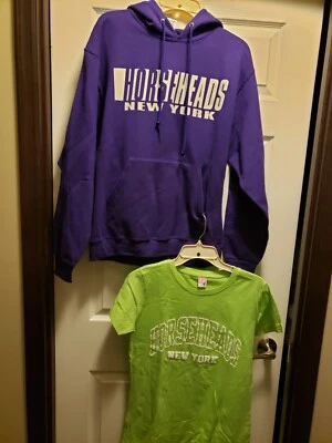Horseheads, NY sudadera con capucha y camiseta Foto 1 de 3