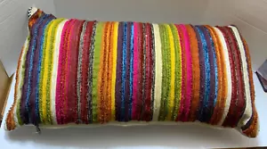 Mackenzie Cuscino lombare a strisce paradisiache per bambini 25,5” L x 13” W - Foto 1 di 7