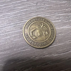 U.S. Marine Corps Toys For Tots Foundation Semper Fidelis Est.1947 Coin - Picture 1 of 2