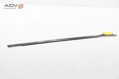 Toyota Avalon 2019-2022 puerta trasera derecha pasajero ventana cinturón moldura OEM Foto 1 de 4