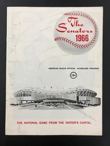 1966 Washington Senators Baseball Game Scorecard MLB AL Program Souvenir NICE! - Picture 1 of 3