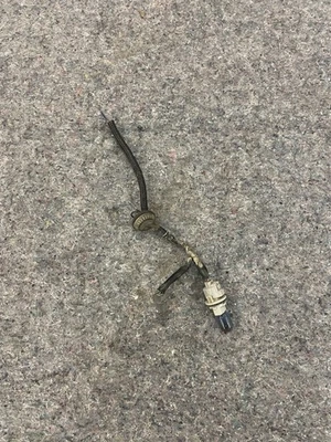 Honda Odyssey LEFT REAR OUTER TAIL LIGHT WIRING PIGTAIL & SOCKET DRIVER REAR OEM - Image 1 of 3