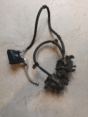 Pinzas de montaje de freno delanteras Kawasaki Ninja 650 ex650 Ninja650r 2012-2016... Foto 1 de 4