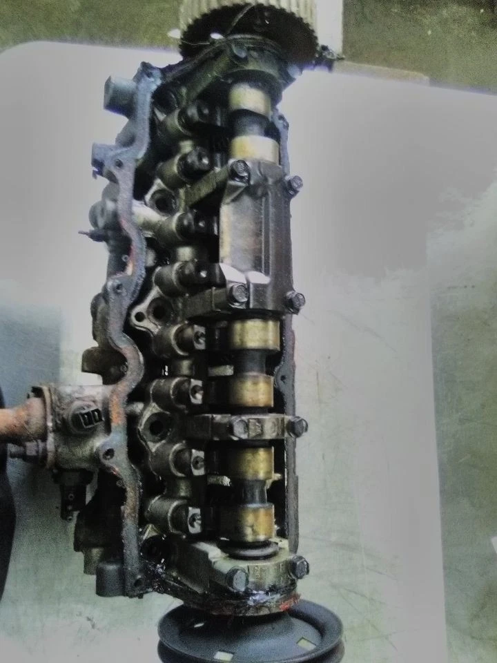 Culata Dodge Caravan 86 4-135 2,2 litros sin turbo  Foto 1 de 4