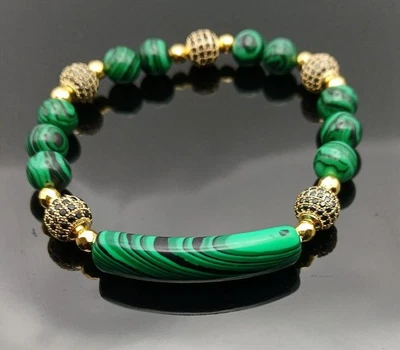 ¡Preciosa malaquita! Pulsera con cuentas de circonita cúbica negra micro pavé dorada Foto 1 de 4