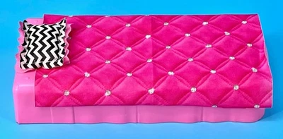 Cobertor de cama Barbie Dream House rosa colcha travesseiro ziguezague 2015 substituição - Imagem 1 de 4