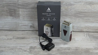 ANDIS PROFOIL™ LITHIUM TITANIUM FOIL SHAVER CORD CORDLESS - Image 1 of 4