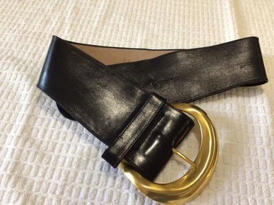 Donna Karan años 80 vintage genuino mediano cinturón de cuero negro hecho en Italia Foto 1 de 4