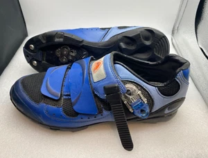 Vintage Nike ACG Mountain Bike Cycling Shoes with clips Italy Mens Size 7 Blue - Picture 1 of 4