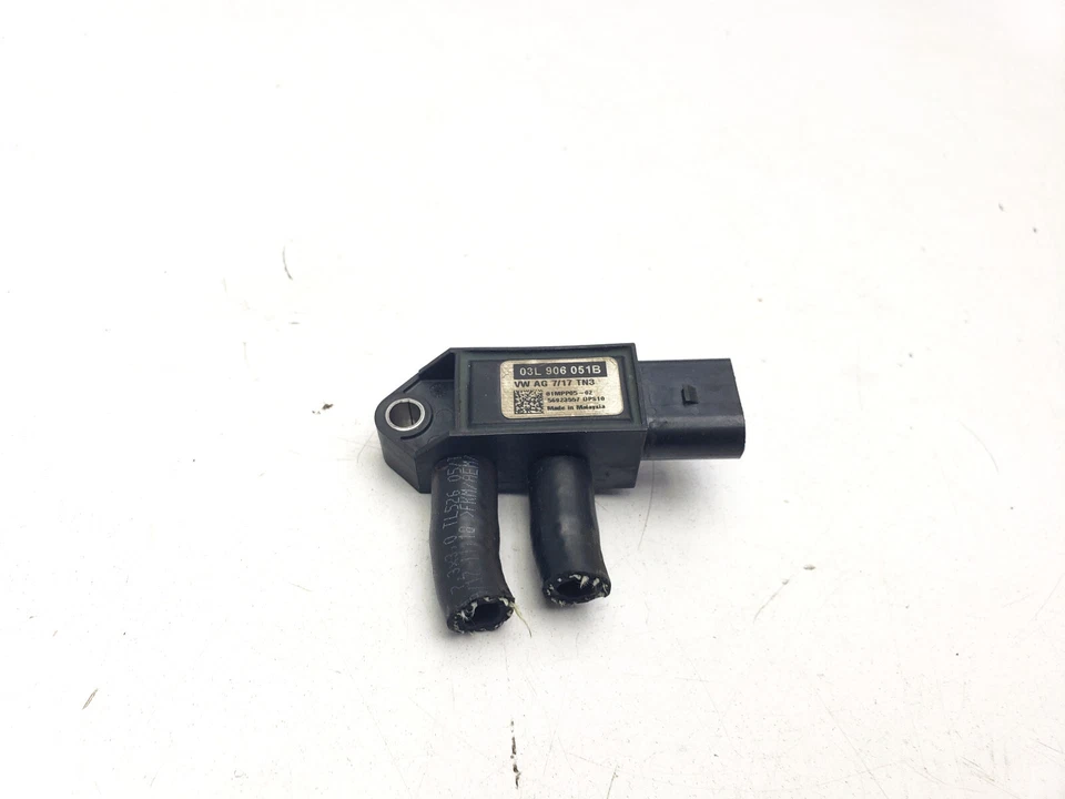 AUDI A6 C7 2.0 DIESEL DPF PRESSURE SENSOR 03L906051B 2017 - Image 1 of 4