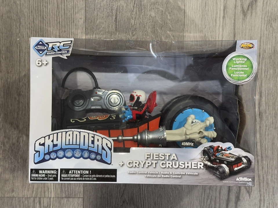 Skylanders Fiesta and Crypt Crusher 10" Radio Control Vehículo RC Coche NUEVO Foto 1 de 4