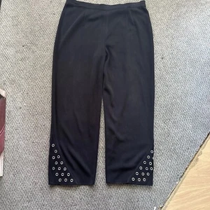 Exclusively Misook Black Grommet Slacks Crop Pants Sz Large - Picture 1 of 5
