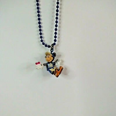 Collar con colgante de Mini Ratón Explorer de Disney Hiker en cadena de bolas Foto 1 de 3