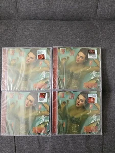 Taylor swift life of a show girl CD SIGNED ALL PHOTOS 4PK  BUNDLE - Picture 1 of 2