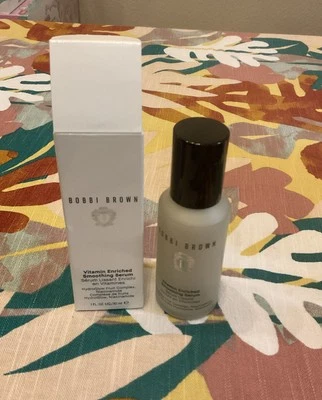 Bobbi 棕色富含维生素平滑精华含烟酰胺全新 1 盎司  — 第 1/4 张图片