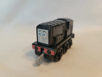 Motor de trem Thomas & Friends Take Along diesel (2020) fundido - Imagem 1 de 4