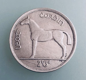 Ireland Eire 1942 Silver Half Crown Irish Hunting Horse High Grade - Picture 1 of 2