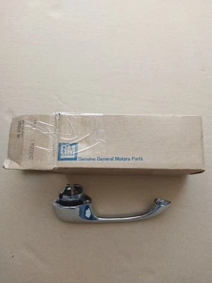 1964 Chevrolet Impala nos rh door handle gm # 5719142 — 第 1/4 张图片
