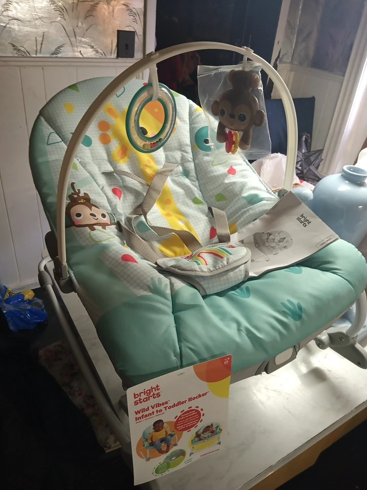 Balancín Bright Starts Wild Vibes para bebés y niños pequeños Foto 1 de 2