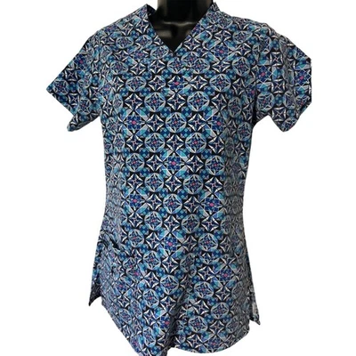 Blusa Médica Jockey XS Estampado Geométrico Azulejos Azul Teal Rosa Cuello en V Manga Corta Foto 1 de 4