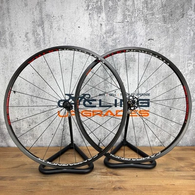 Conjunto de rodas Campagnolo Hyperon liberação ultra rápida clincher aro freio carbono 1368g - Imagem 1 de 4