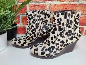 BODEN ANKLE BOOTS UK 5 EU 38 BROWN ANIMAL PRINT PONY FUR WEDGE HEEL SIDE ZIP - Picture 1 of 5
