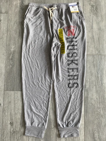 New NCAA Nebraska Cornhuskers Sweatpant Mens Medium Joggers Casual Huskers Pants Cover