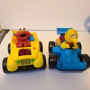 Vintage ILLCO Sesame Street Push And Go Racers Big Bird & Elmo in a Hot Rod - Picture 1 of 17