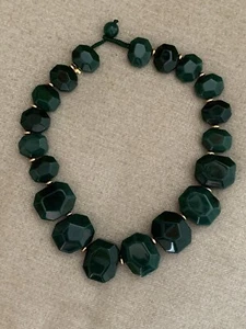 Lola Rose/Nikki &Me Green Semi-precious stone statement Necklace. Toggle Closure - Picture 1 of 1