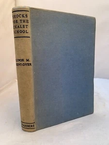 SIGNED Elinor Brent-Dyer - Shocks For the Chalet School 1952 - 1st Ed HB - Imagen 1 de 7