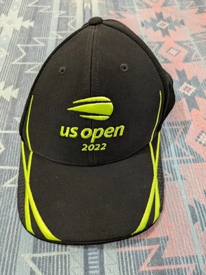 Hombre US Open Tenis Sombrero 2022 Negro Neón Foto 1 de 4